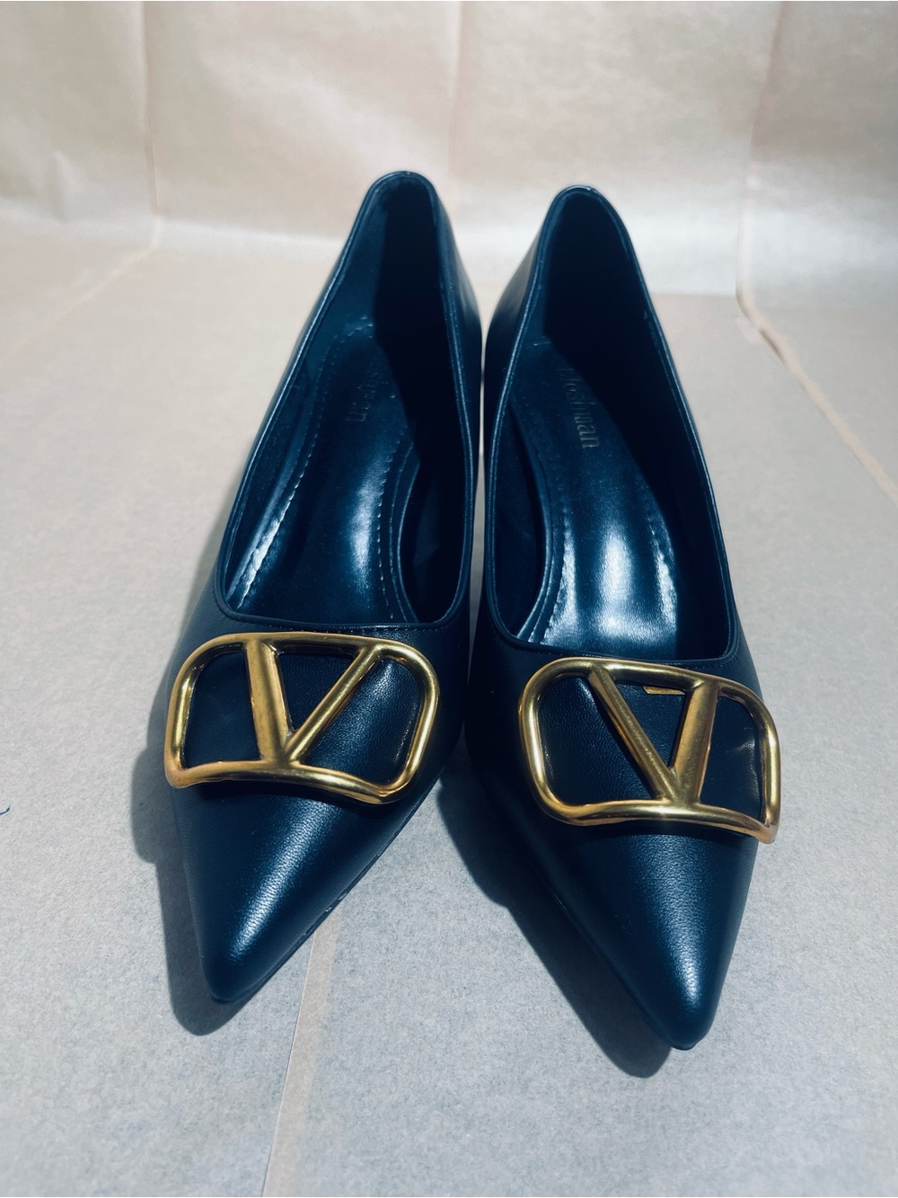 lassic black Eloshman women's dress pumps